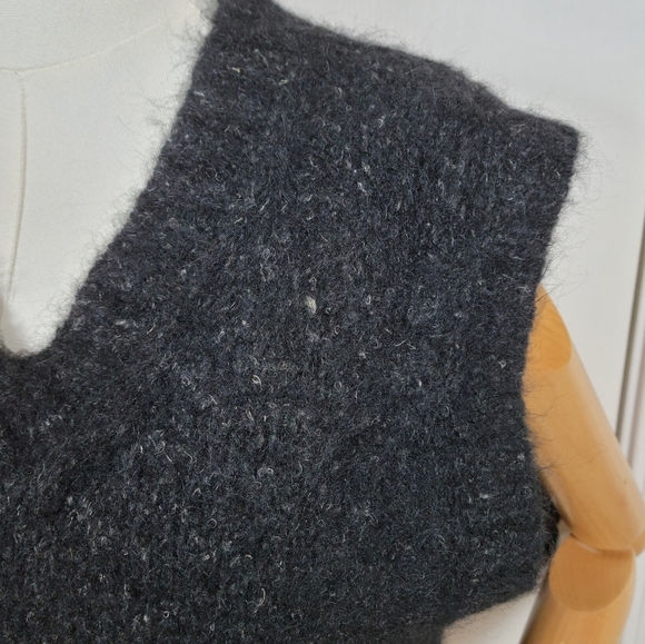 Banana Republic Italian Yarn Alpaca Fisherman Sweater Vest XS NWOT - Picture 5 of 10